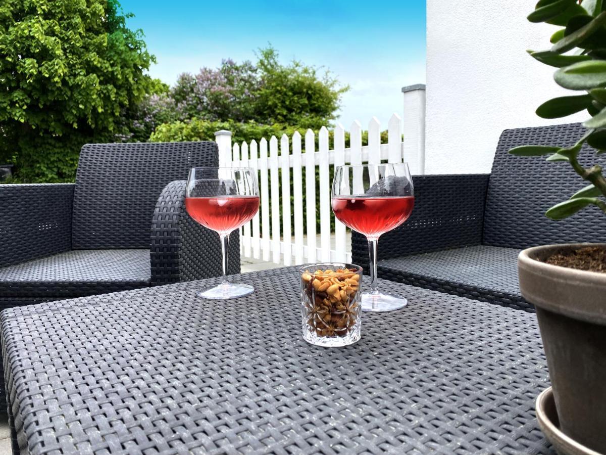 The Beach House Suite Karlslunde Екстериор снимка
